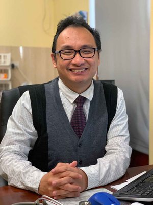 Dr Kwok Keong Lee